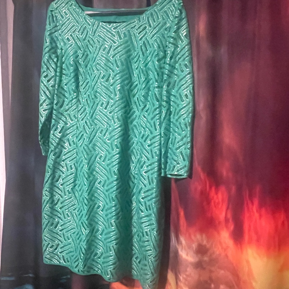 Elegant Green Patterned Dress
